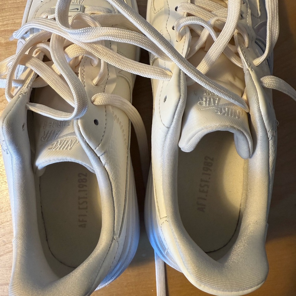 Nike Women’s Air Force 1 PLATFORM - Picture 5 of 5